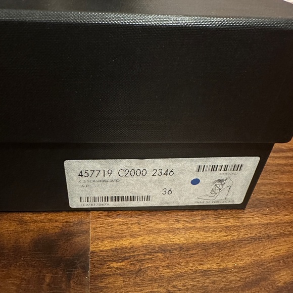 Saint Laurent suede heel with laces - Picture 4 of 4